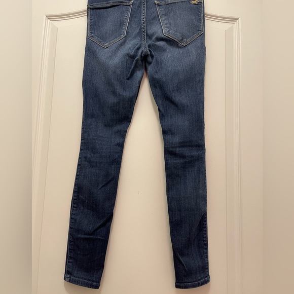 Hollister Ultra High-Rise Jean Leggings - Picture 6 of 13